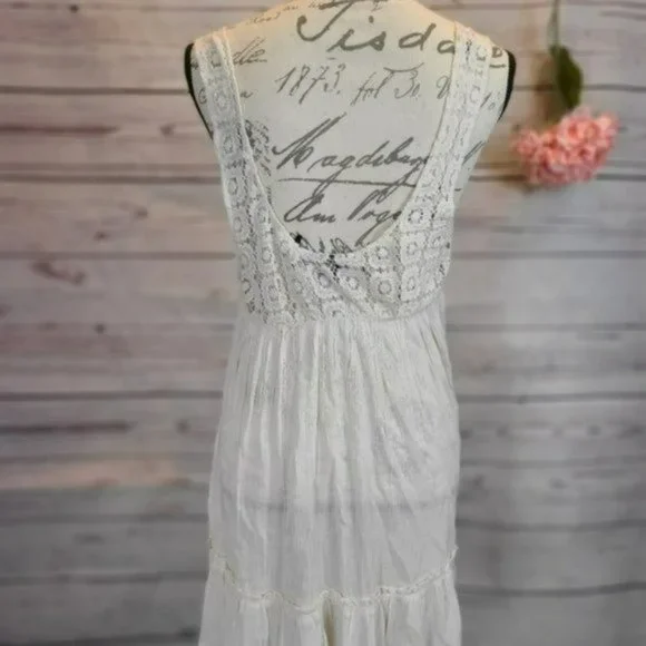 UO Out from Under Classic White Lace Dress - Picture 5 of 6